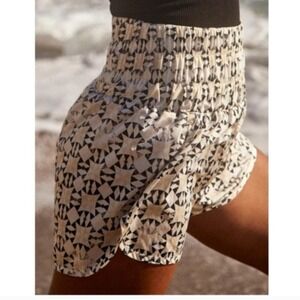 FreePeople Movement The Way Home Shorts High Waist Neutral Motif Geometric Large